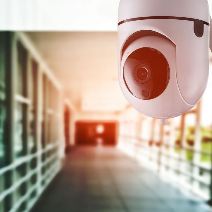 1080P IP INDOOR CAMERA WITH EU POWER PLUG & AUTO-TRACK FUNCTION